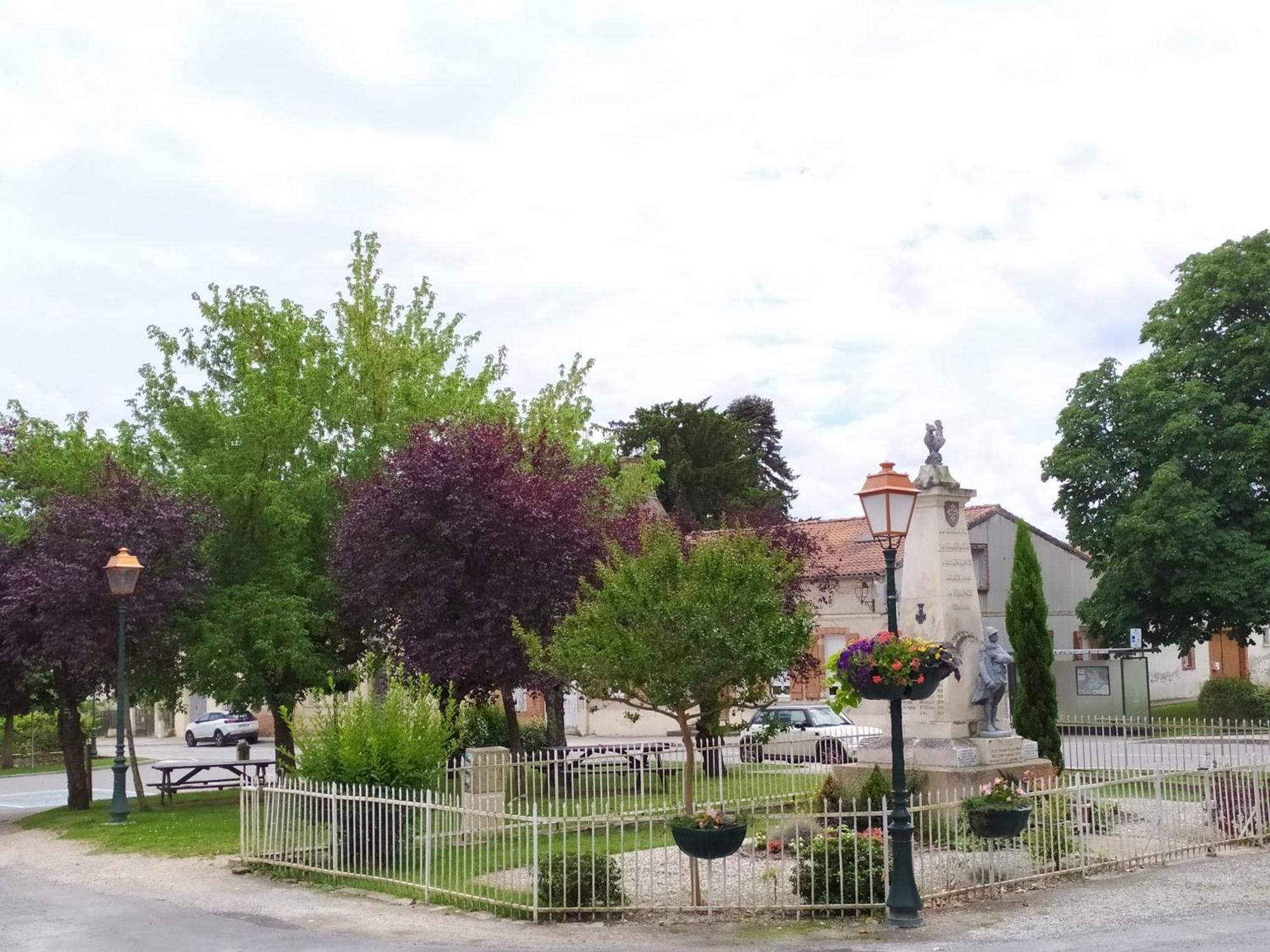 Duplex Casita Mia Chez Myriam Gite 3 Etoiles Climatise 4 Adultes 2 Chambres 3 Lits Terrasse Jardin Gragnague Экстерьер фото